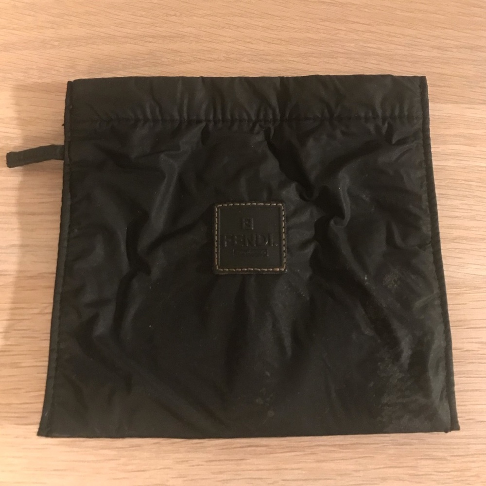 Fendi small blk velcro pouch/makeup case. 💐promo 5 items/$50. Add 2 ur bundle. - Picture 10 of 12